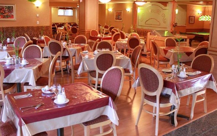 Residence-Le Bourg Joie - salle a diner