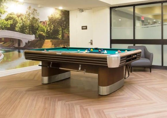 Manoir Outremont billard
