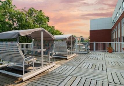 Résidence Laval Ouest balcon