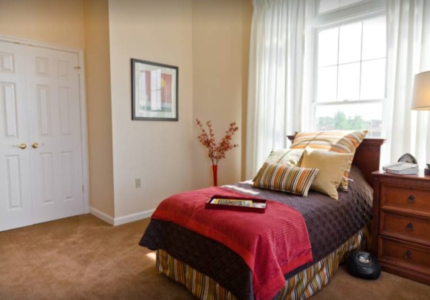 Sunrise Dollard des Ormeaux Chambre