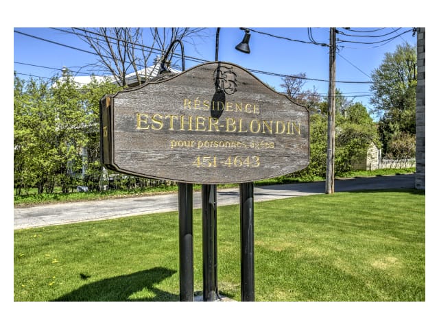 Résidence Esther Blondin